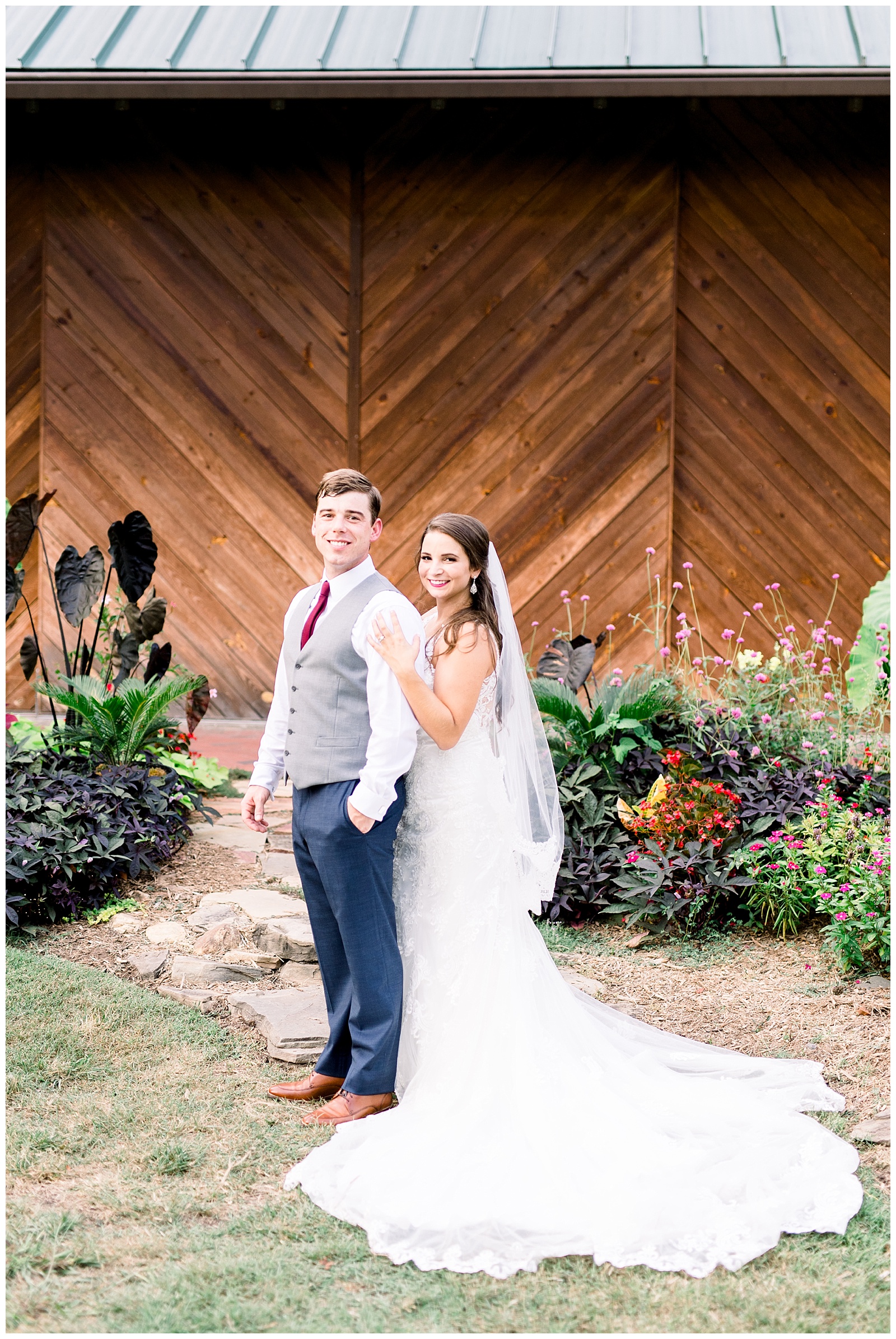 Alexander_Homestead_Fall_Wedding_KatherynJeannePhotography611